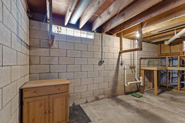 1602 DOEMEL STREET, Oshkosh, WI 54901