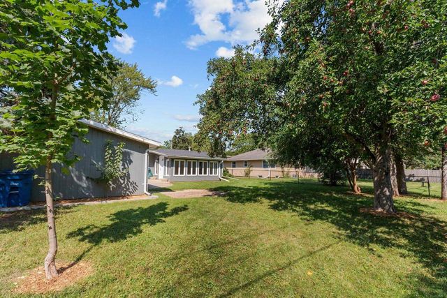 1602 DOEMEL STREET, Oshkosh, WI 54901