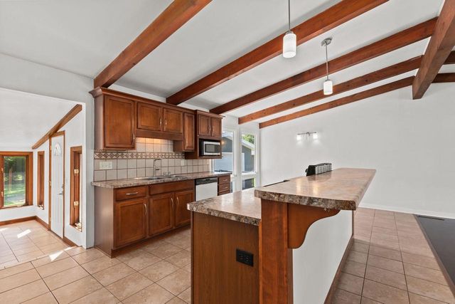1602 DOEMEL STREET, Oshkosh, WI 54901