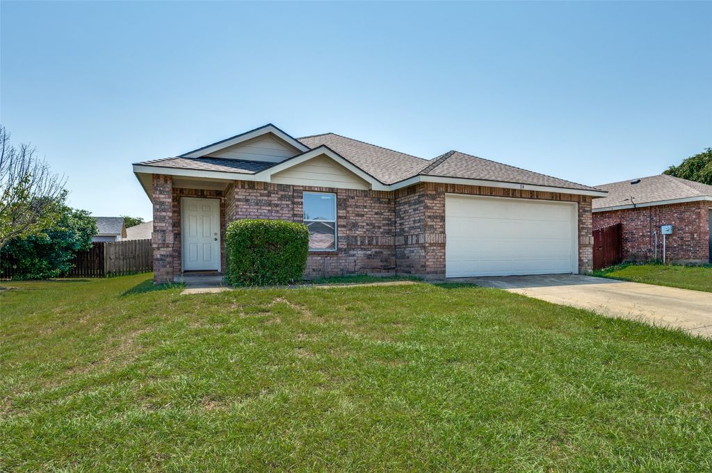 114 Pintail Lane, Sanger, TX 76266