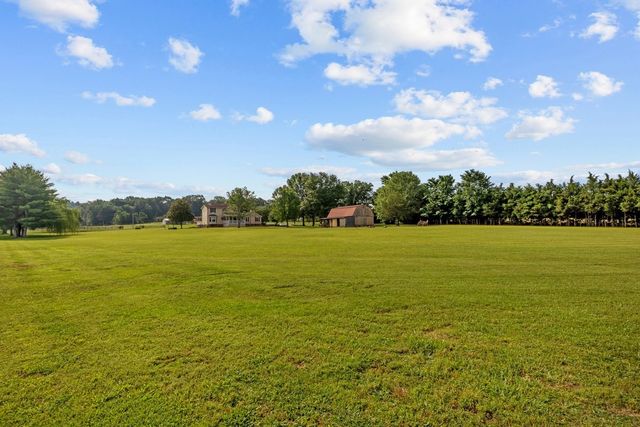 346 Spring Creek Ln, Lebanon, TN 37090