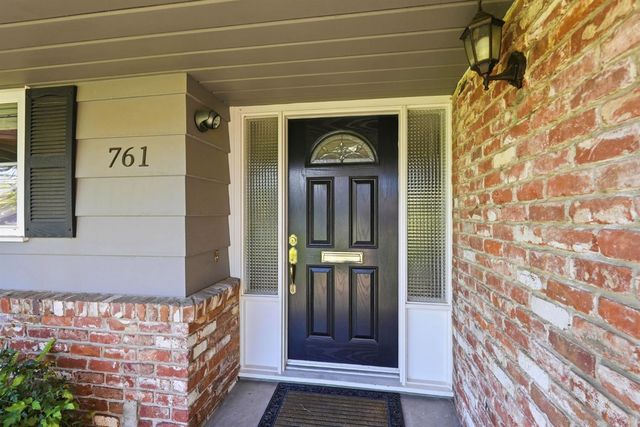 761 Coronado Blvd, Sacramento, CA 95864