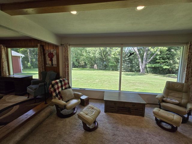 3775 S Sunny View DRIVE, New Berlin, WI 53151