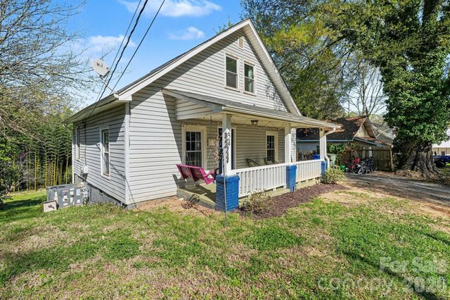 224 E Catawba Avenue, Mooresville, NC 28115
