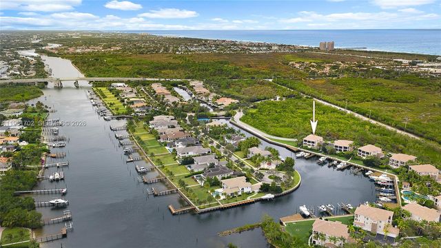 13629 Treasure Cove Circle 13629, North Palm Beach, FL 33408