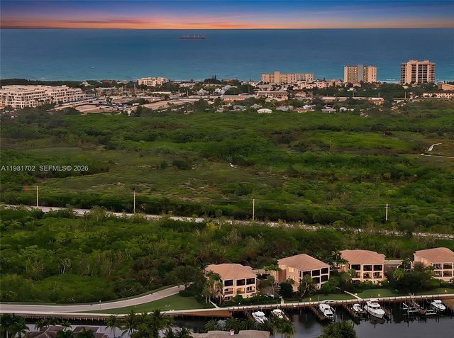 13629 Treasure Cove Circle 13629, North Palm Beach, FL 33408
