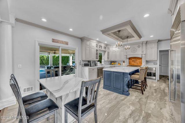 8 Kudyba Court, Manalapan, NJ 07726