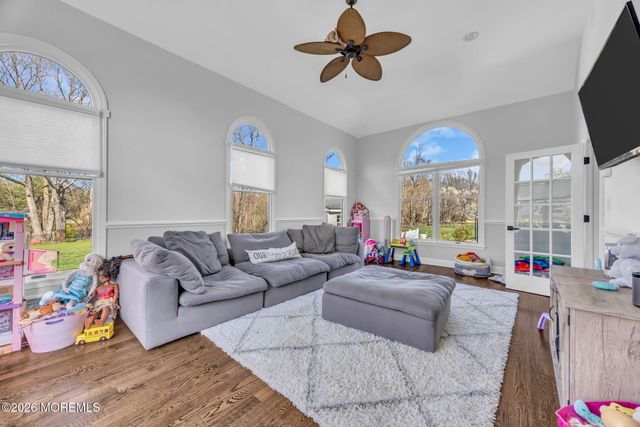 8 Kudyba Court, Manalapan, NJ 07726