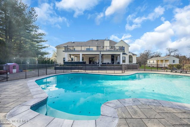 8 Kudyba Court, Manalapan, NJ 07726
