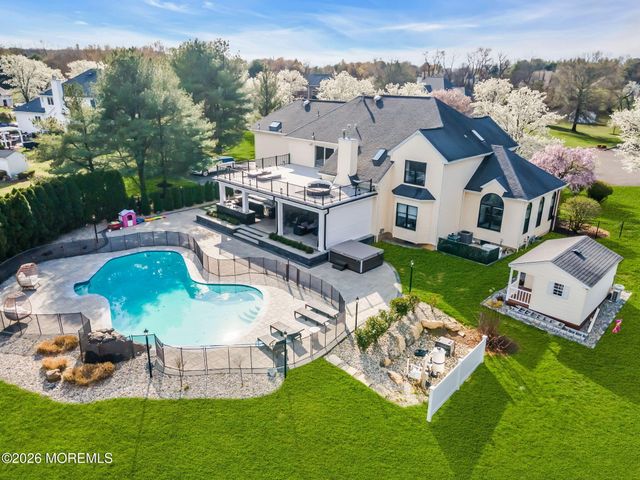 8 Kudyba Court, Manalapan, NJ 07726