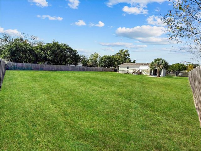 35620 SHELLEY DRIVE, Leesburg, FL 34788