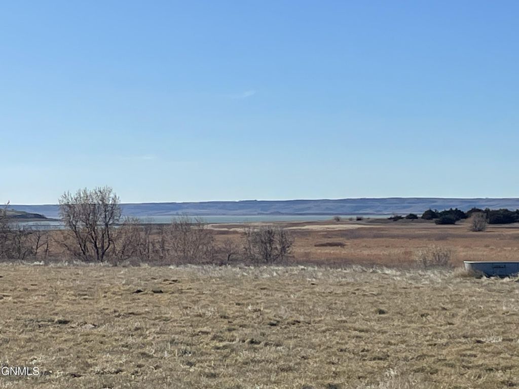 19 Rudy Lane SW, Linton, ND 58552