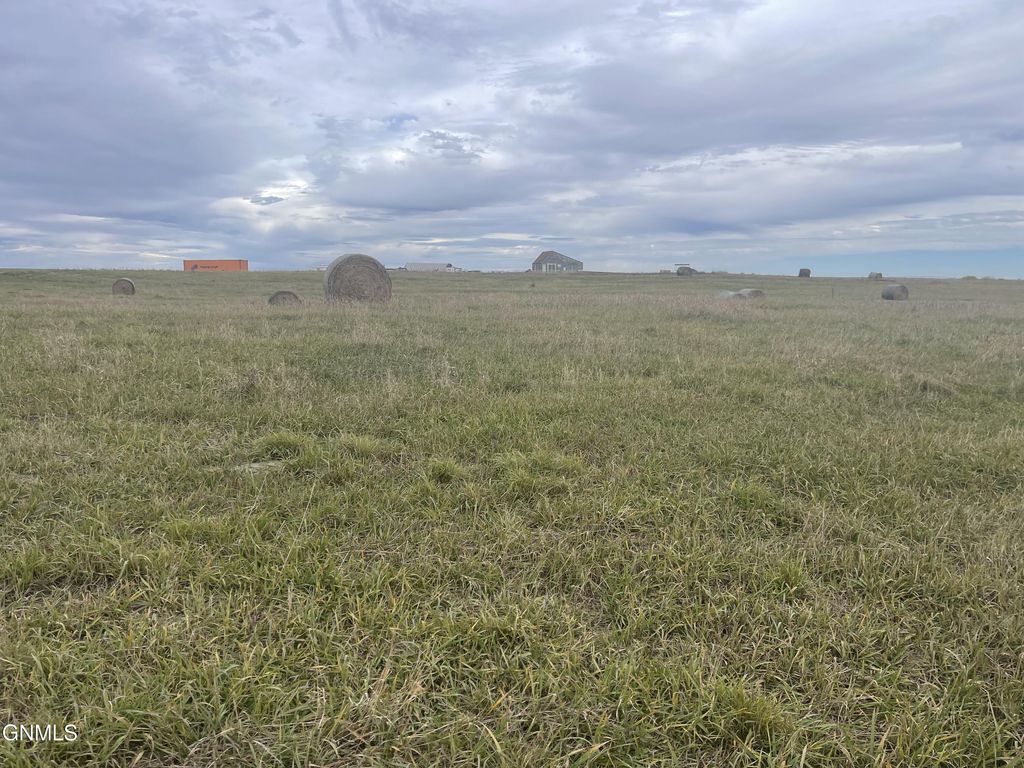 19 Rudy Lane SW, Linton, ND 58552 photo 5