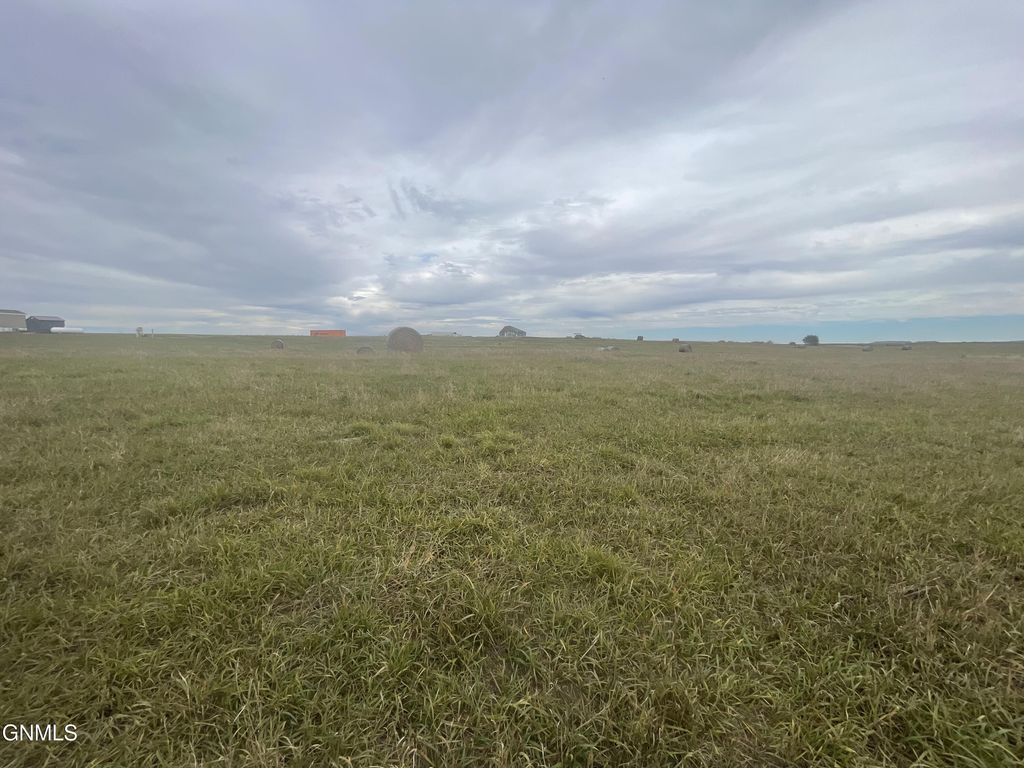 19 Rudy Lane SW, Linton, ND 58552 photo 6