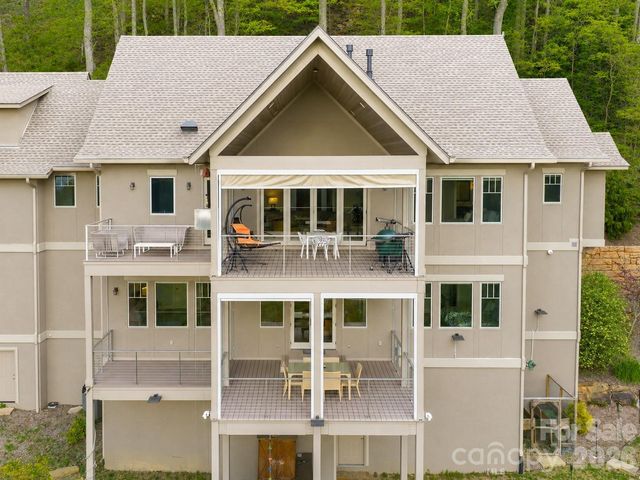 32 Timberwolf Court, Asheville, NC 28804