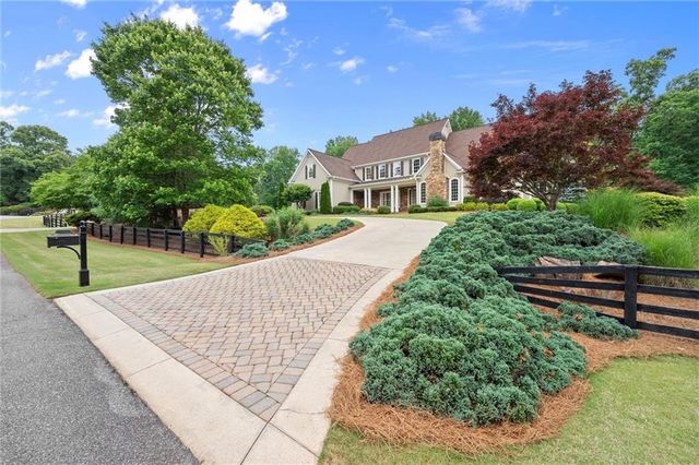 322 Edwards Brook Lane, Canton, GA 30115