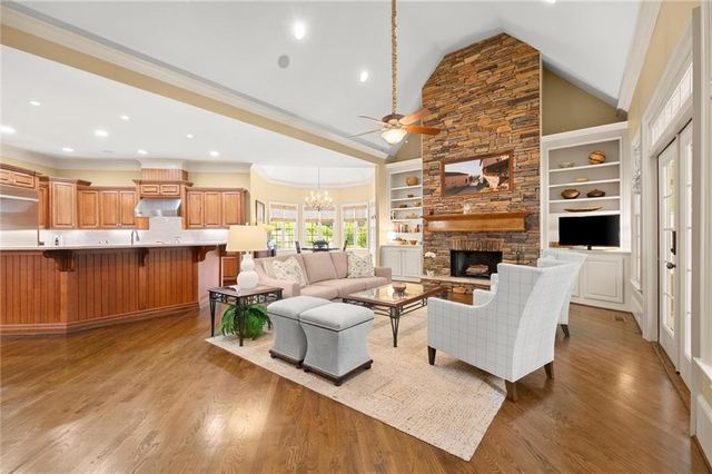 322 Edwards Brook Lane, Canton, GA 30115