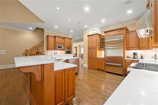 322 Edwards Brook Lane, Canton, GA 30115