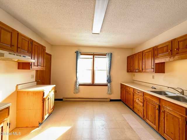 90 Pleasant Street, Ballston Spa, NY 12020