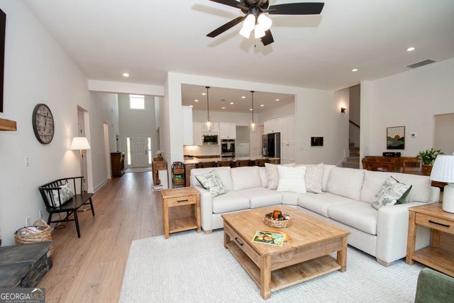 400 Atlantica Drive, Newnan, GA 30263