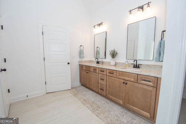 400 Atlantica Drive, Newnan, GA 30263