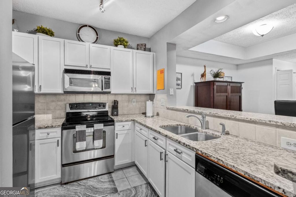 1250 Parkwood Circle SE 2108, Atlanta, GA 30339 — photo 3