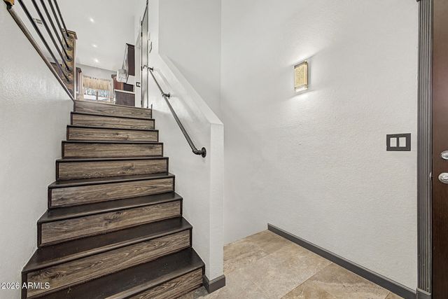 6104 E INGRAM Street, Mesa, AZ 85205