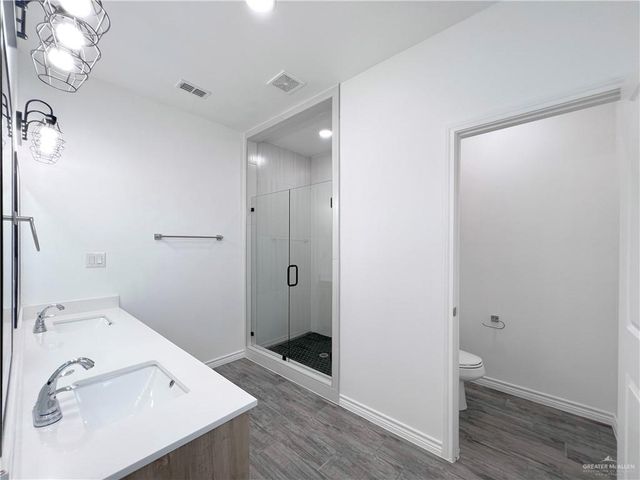 3610 Veterans Boulevard 5, Edinburg, TX 78542