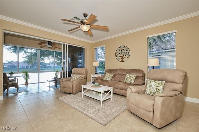 8893 Bristol BEND, Fort Myers, FL 33908