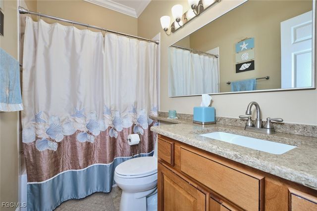 8893 Bristol BEND, Fort Myers, FL 33908