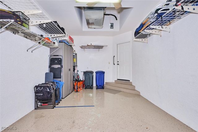 8893 Bristol BEND, Fort Myers, FL 33908