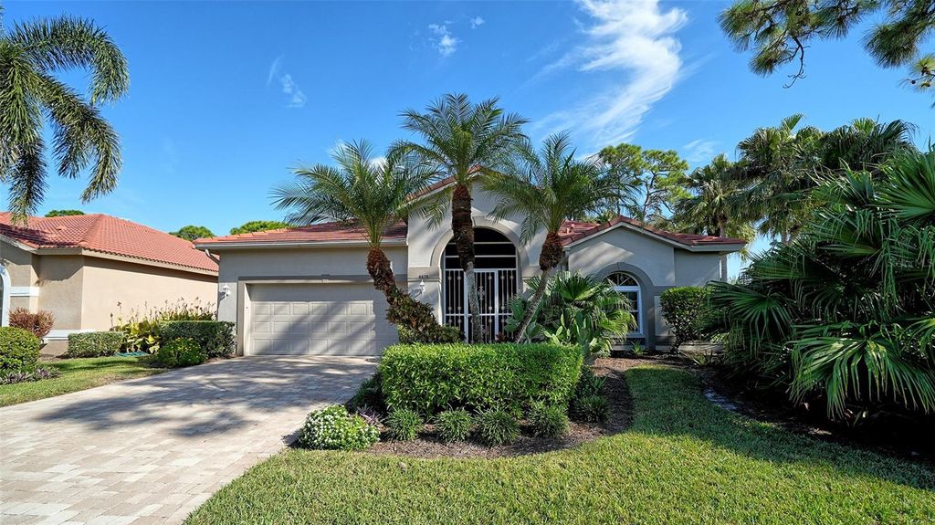 8875 MACGREGOR LANE, Sarasota, FL 34238