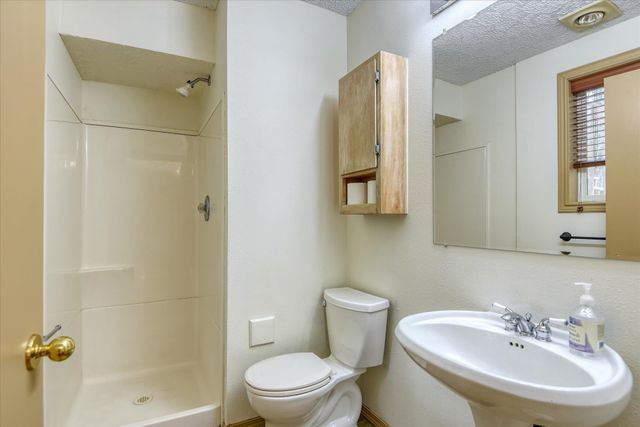 4262 E 33RD Ave, Spokane, WA 99223