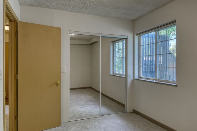 4262 E 33RD Ave, Spokane, WA 99223
