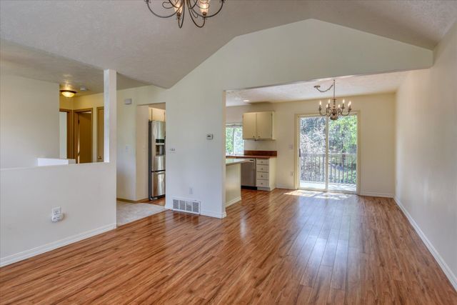 4262 E 33RD Ave, Spokane, WA 99223