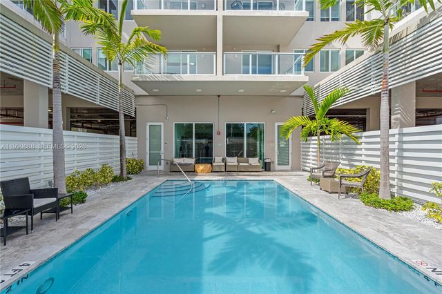 1850 Monroe Street 308, Hollywood, FL 33020