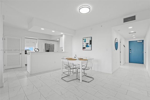 1850 Monroe Street 308, Hollywood, FL 33020