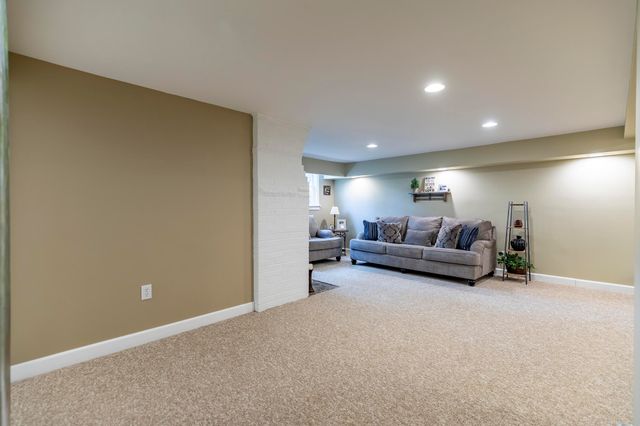 8205 W 126th Place, Cedar Lake, IN 46303