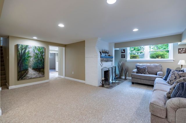 8205 W 126th Place, Cedar Lake, IN 46303