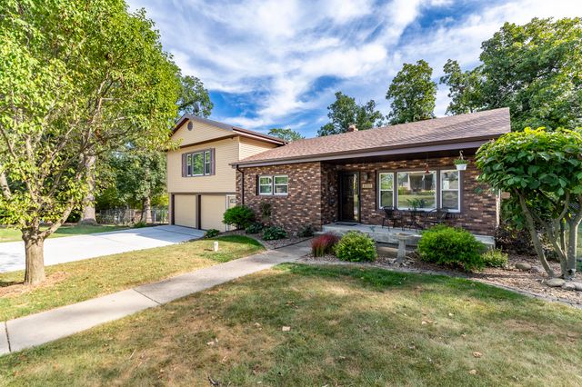 8205 W 126th Place, Cedar Lake, IN 46303