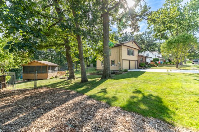 8205 W 126th Place, Cedar Lake, IN 46303