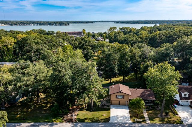 8205 W 126th Place, Cedar Lake, IN 46303