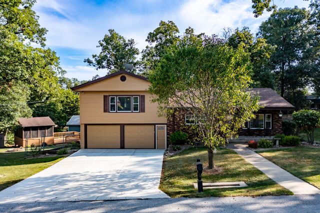 8205 W 126th Place, Cedar Lake, IN 46303