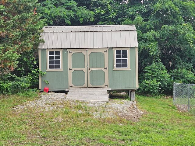 2 Miracle Lane, Western Grove, AR 72685