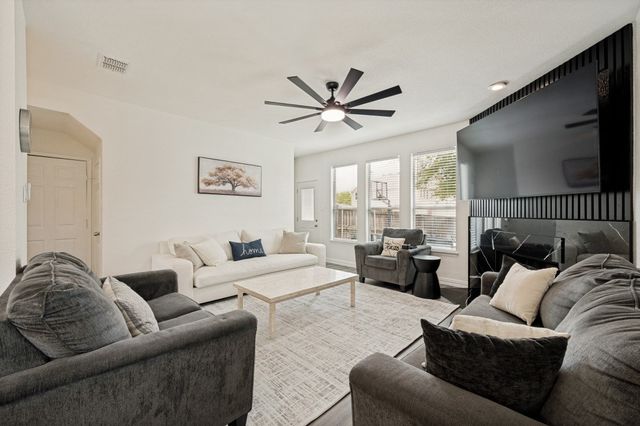7054 Chinquapin Drive, Frisco, TX 75033