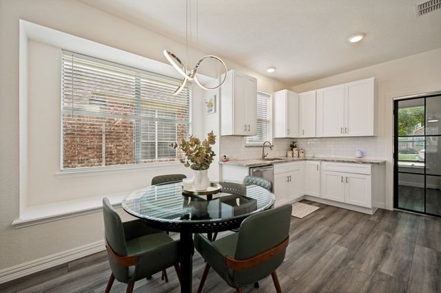 7054 Chinquapin Drive, Frisco, TX 75033