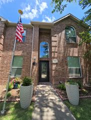 7054 Chinquapin Drive, Frisco, TX 75033