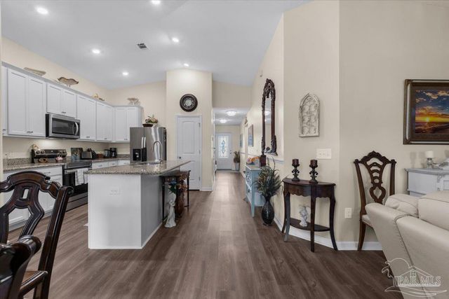 3582 Conley Dr, Cantonment, FL 32533