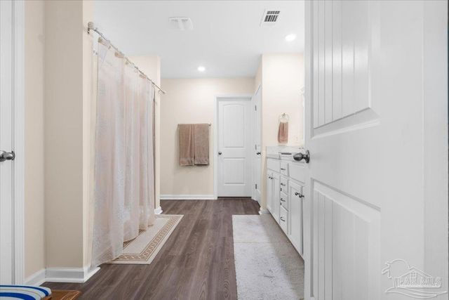 3582 Conley Dr, Cantonment, FL 32533