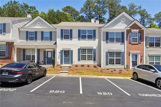 920 Prestwyk Court, Alpharetta, GA 30004